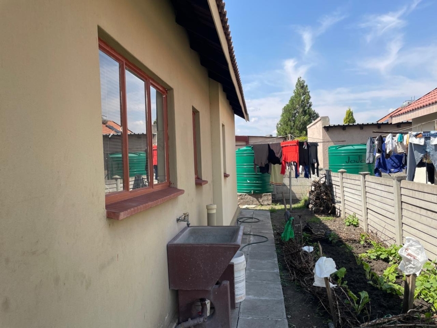 3 Bedroom Property for Sale in Freedom Park North West